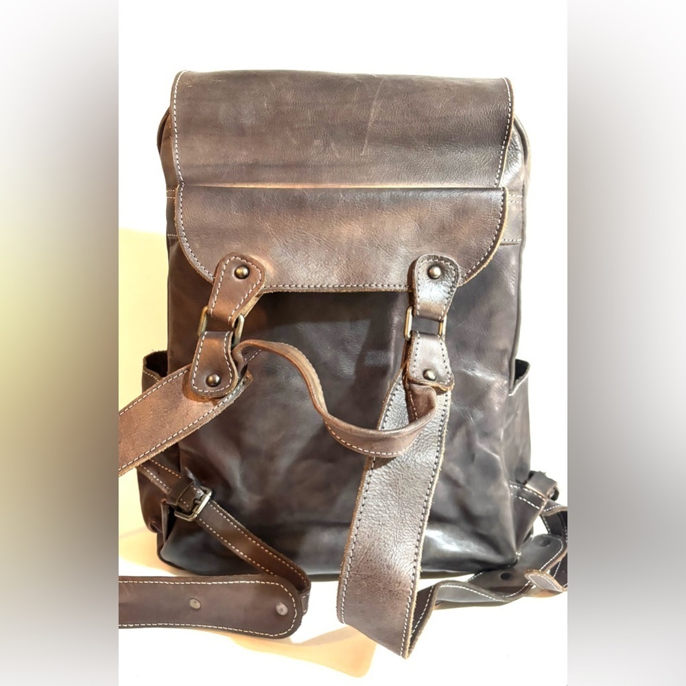 Handmade vintage unisex Classic gray Brown distressed Leather Backpack - Picture 2 of 10
